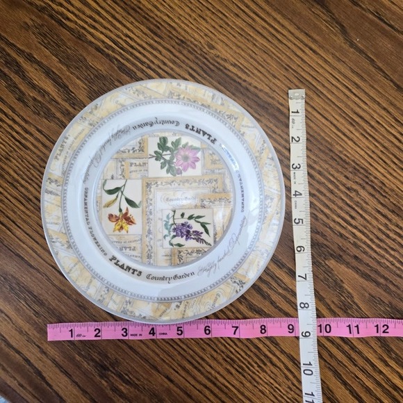 Royal Worchester Country Garden Bone China Plate‎ Floral Botanical - Picture 2 of 4